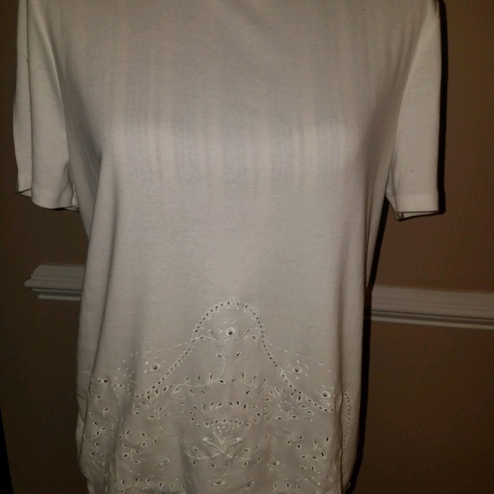 NWT Lauren Tshirt with Front Detail